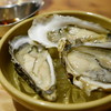 Bowmore Hotel - 料理写真:Oysters with malt whisky