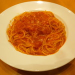 カプリチョーザ ピッツァ&ビュッフェ - トマトとニンニクのスパゲティ