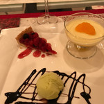 カフェレストラン  びすとろアン - デザート３種