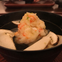 日本料理 晴山 - お椀(車海老の真薯、松茸)