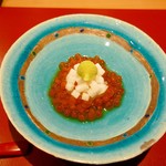 料理屋 植むら - 剣先イカと長芋が添えられたイクラ