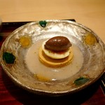 料理屋 植むら - 鳴門金時とリンゴのガレットイチジクとガナッシュを乗せて