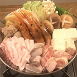 串かつ屋台 ふくろう - 赤海老はじめ、贅沢具材！寄せ鍋(^O^)