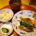 肉屋 雪月花 NAGOYA - 松阪牛サーロインと九条葱のすき焼き