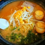 自由軒 - みそラーメン大盛り