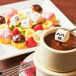 ビストロ ワイン カフェ ハース - 女子会コース限定デザート♪シューアイスのチョコレートフォンデュ