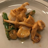 リストランテ ハナタニ - アオリイカ鉄板焼き、オクラ　何かとアーモンドのペースト