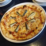 ピザ＆パスタ SPADA - オイルサーディンとレンコンのピザ
