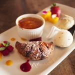 Chef's special dessert and Ice cream platter