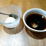 四季料理 海山 - 食後にはアイスとコーヒー