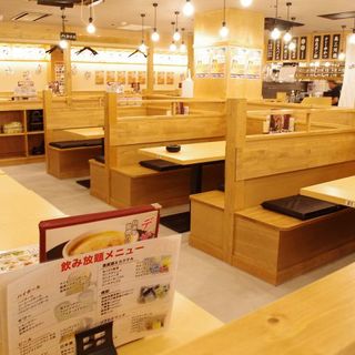 テーブル