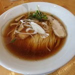 らーめん食堂 ゆうき屋 - 【2017.10.6(金)】醤油らーめん(並盛・150g)750円