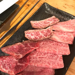 立喰い焼肉 治郎丸 - 