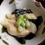 無想庵 - じゃがいもとワカメと豆の和え物