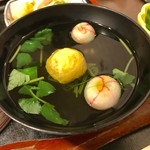 炭焼うな富士 - つみれが入った肝吸い【料理】