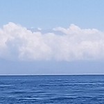 Swastika Bungalow - 全く噴煙が無いアグン山。日本のニュースとは全く異なる現地。