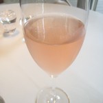 キュイジーヌ[s] ミッシェル・トロワグロ - テュルビュラン ロゼ　グラス　￥1782