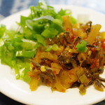 建新园 - 取り放題の薬味