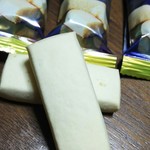 Shirakaba Do Kyukaruizawa Ginza Honten - カロリーメイトチーズっぽい