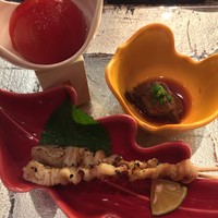 なだ万 シャングリ・ラ ホテル 東京店 - 貝ひも焼き/鮪角煮/トマトのシロップ漬け