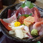 レストラン・あおみ - 三崎まぐろ海鮮丼