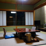 秋神温泉旅館 - 