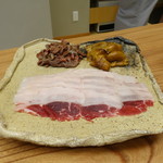 柚木元 - 人気の熊茸鍋、今年の茸はいくちとくりふーせん