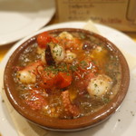 YAICHIRO - タコとプチトマトのアヒージョ