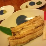 うなぎ亭 友栄 - 【食べログ5000円コース】白焼き（わさび醤油、ゆず胡椒、山椒味噌）