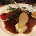 マゼランズ - 2017/10 牛頬肉の赤ワイン煮込み