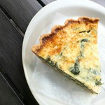 まちのパーラー - ほうれん草とリコッタチーズのキッシュ