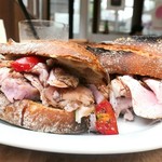 ローストポークのサンドイッチ