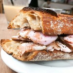 まちのパーラー - ローストポークのサンドイッチ