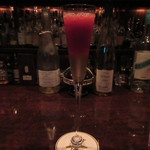 バースカーレット - ②苺のフローズンクラッシュカクテル