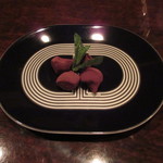 バースカーレット - さり気なくエルメスの皿だったりして