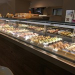 クリオロ - ショーケース全景