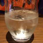 クレバーカフェ - 白ワイン324円(税込)