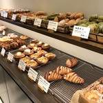 パンやきどころ RIKI - １１：００の訪問では、もうかなり減っていますね（２０１７．１０．７）