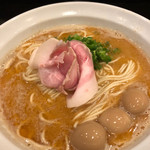 丿貫 福富町本店 - オマール海老そば、うずら味玉