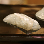 日本橋蛎殻町 すぎた - 平目　山葵醤油で