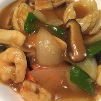 神楽坂 龍公亭 - カレーライスはまるで海鮮と野菜のカレー炒め