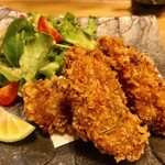 お魚 たねすけ - タルタルソースでいただく揚げ立て熱々の牡蠣フライ♡は間違い無し