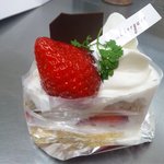 パティスリー リエルグ - フレーズ　(ショートケーキ)　再訪３