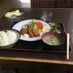 つくし - シーフードフライ定食