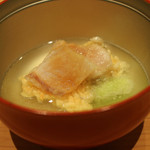 三谷 - 淡路の紅葉鯛のみみじ揚げ　おこげを添えて