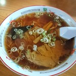 仁 - 正油ラーメン(大盛り)