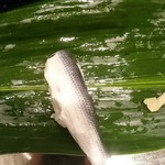 和田鮨 - コハダ、、にしては大ぶり。でもこれはコハダだと思う