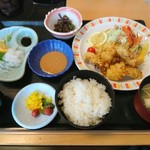 Sanzokuya - 日替り定食740円