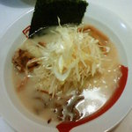 ラーメン＆らあめん一代元 - ネギ塩白湯麺(1.5玉)・870円