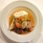 ラベイユ - 本日のランチメニュー 1575円 の仔羊肉の煮込み(白ワイン、トマト)
